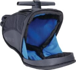 BBB Cycling CurvePack Reflect Zadeltas Fiets - Racefiets Tas Tarpaulin - Reflecterend Tasje - Zwart - Maat S - BSB-13S 13 BBB Cycling CurvePack Reflect Zadeltas Fiets - Racefiets Tas Tarpaulin - Reflecterend Tasje - Zwart - Maat S - BSB-13S -Fietsenwinkel 1200x1101