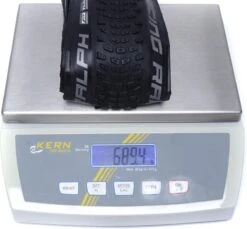 Schwalbe Buitenband - Energizer Plus - 28 Inch X 1.40 - Zwart Reflecterend -Fietsenwinkel 1200x1114