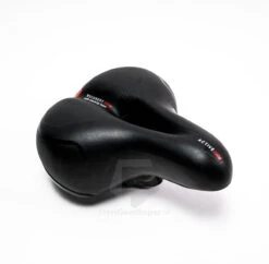 Voltano Fietszadel Met Gelpads - Zwart/Rood - Uitsparing - Zadelvering - Unisex - Incl. Gratis Zadelstrop -Fietsenwinkel 1200x1178 5