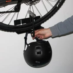 Flowter® Trapper Hanger - Fiets Ophangsysteem Aan De Trapper - Fiets Ophangbeugel - Universele Fiets Muurbeugel - Fietsbeugel Met Gratis Wieldragers+ -Fietsenwinkel 1200x1200 394