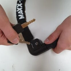 Maxx-Locks Bulls Kettingslot - Solid Pantserslot Uit Gehard Staal - Gebruik Slot Lock Motor Scooter Fiets Motorslot Scooterslot - Alternatief Voor Ketting Ringslot Cijferslot Kabelslot Beugelslot - Lengte 100CM Dikte 8MM - Zwart -Fietsenwinkel 1200x1200 46