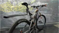 MTB / Road / Allroad MUDguard - Spatborden Set - Eenvoudig (de)montage - Voor En Achter Spatbord - Ideaal Voor Mountainbike Cyclocross En Racefiets - 26 Tot 29 Inch - Zwart 9 MTB / Road / Allroad MUDguard - Spatborden Set - Eenvoudig (de)montage - Voor En Achter Spatbord - Ideaal Voor Mountainbike Cyclocross En Racefiets - 26 Tot 29 Inch - Zwart -Fietsenwinkel 1200x674 3