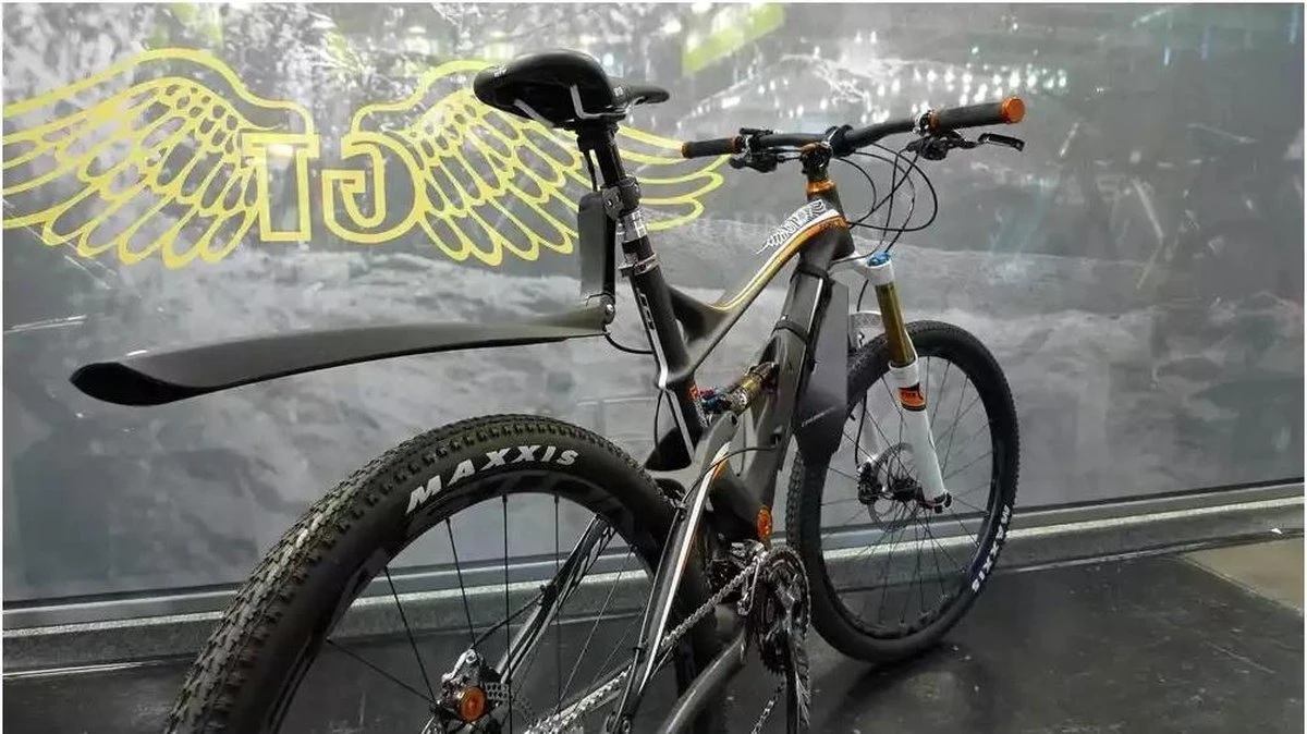 MTB / Road / Allroad MUDguard - Spatborden Set - Eenvoudig (de)montage - Voor En Achter Spatbord - Ideaal Voor Mountainbike Cyclocross En Racefiets - 26 Tot 29 Inch - Zwart 6 MTB / Road / Allroad MUDguard - Spatborden Set - Eenvoudig (de)montage - Voor En Achter Spatbord - Ideaal Voor Mountainbike Cyclocross En Racefiets - 26 Tot 29 Inch - Zwart - Image 4