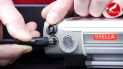 Stella Acculader - Elektrische Fietsoplader - 5-polig - Ronde Aansluiting -Fietsenwinkel 1200x675 1