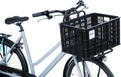 Basil Fietskrat L MIK - Groot - 40 Liter - Zwart -Fietsenwinkel 1200x764