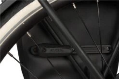 AGU Clean Enkele Fietstas Shelter Medium - Zwart - 17 L - Waterdicht - KLICKfix Module Rail -Fietsenwinkel 1200x795 1