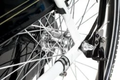 Amigo Eclypse Transportfiets 28 Inch - Omafiets Met Voordrager - Wit 12 Amigo Eclypse Transportfiets 28 Inch - Omafiets Met Voordrager - Wit -Fietsenwinkel 1200x798 17