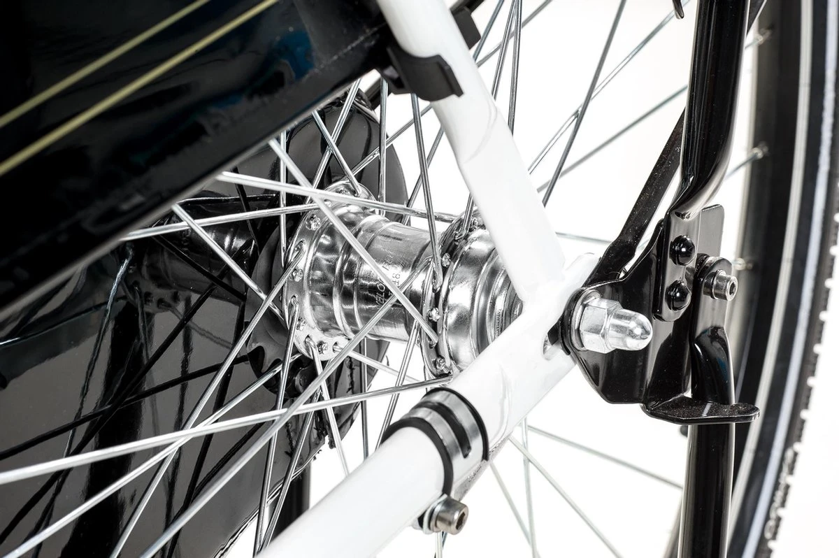 Amigo Eclypse Transportfiets 28 Inch - Omafiets Met Voordrager - Wit 6 Amigo Eclypse Transportfiets 28 Inch - Omafiets Met Voordrager - Wit - Image 4