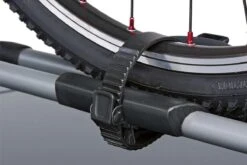 Thule FreeRide 532 - Dak Fietsdrager - Frame Montage 23 Thule FreeRide 532 - Dak Fietsdrager - Frame Montage -Fietsenwinkel 1200x800 19