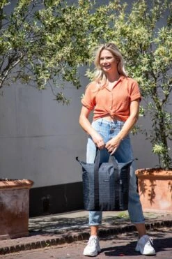 New Looxs Kota Nomi Enkele Fietstas - Afneembaar - 24 Liter - Blauw -Fietsenwinkel 799x1200