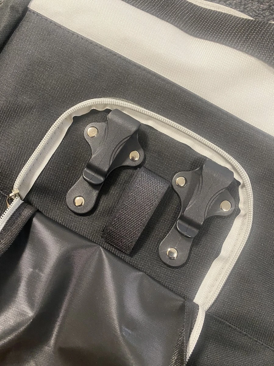 Leonardo Fietstas Boodschappentas 17 Liter - Eenvoudig Op Elke Fiets Te Klikken! - Schoudertas - 40x32x15.5 Cm - Ook Voor Elektrische Fietsen Geschikt -Fietstas Enkel 5 Leonardo Fietstas Boodschappentas 17 Liter - Eenvoudig Op Elke Fiets Te Klikken! - Schoudertas - 40x32x15.5 Cm - Ook Voor Elektrische Fietsen Geschikt -Fietstas Enkel - Image 3